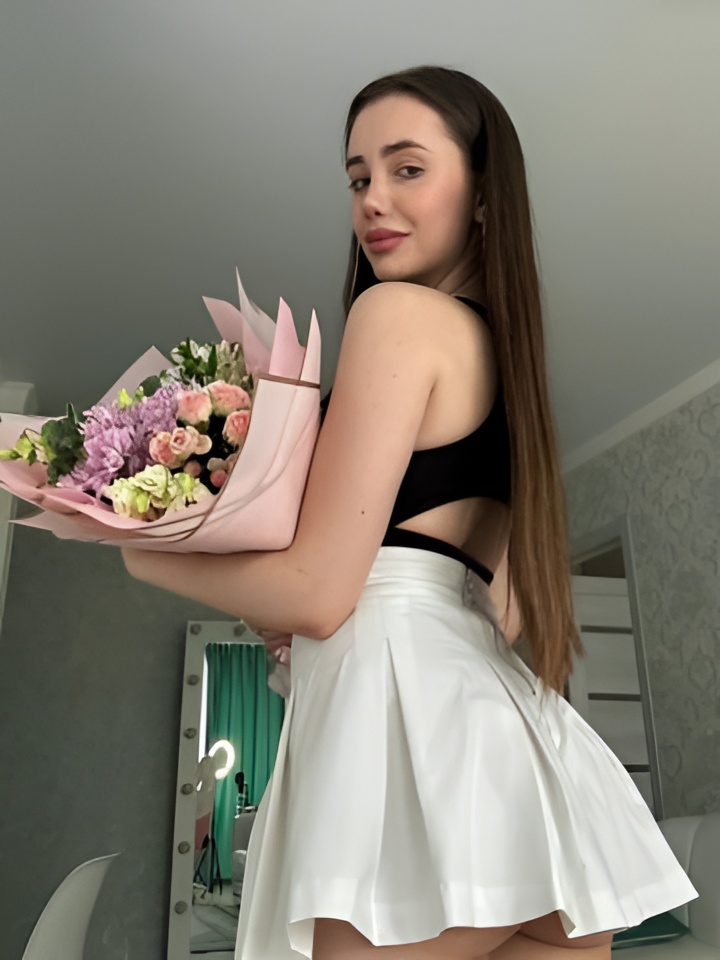 Индивидуалка Слава, доступна для личного знакомства от 2500 руб