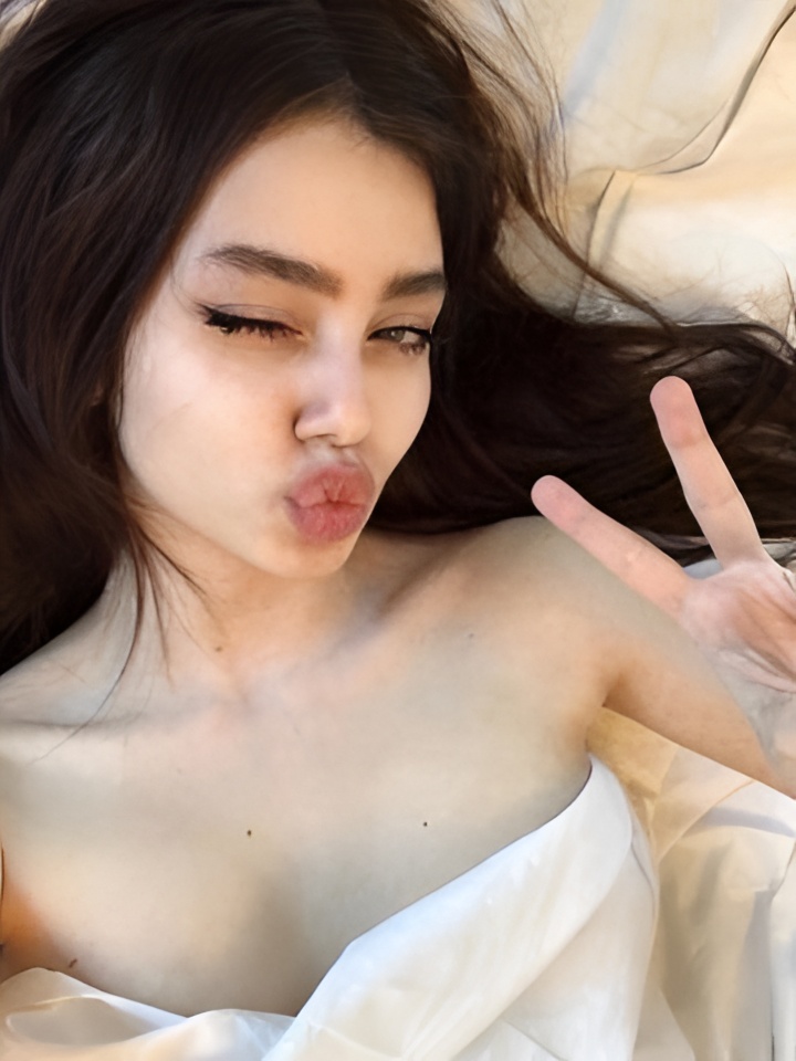 Ядвига привлекальеная девушка из Крымска цена от 3000 руб