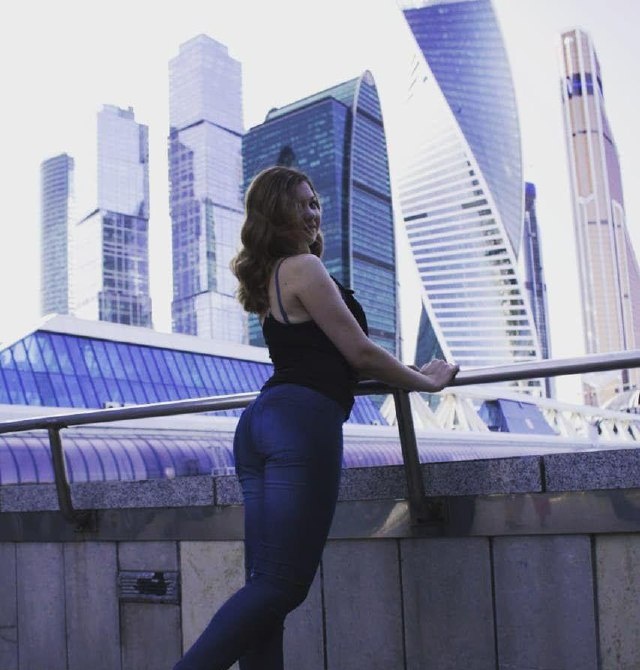 Алина привлекальеная девушка из Крымска цена от 3500 руб