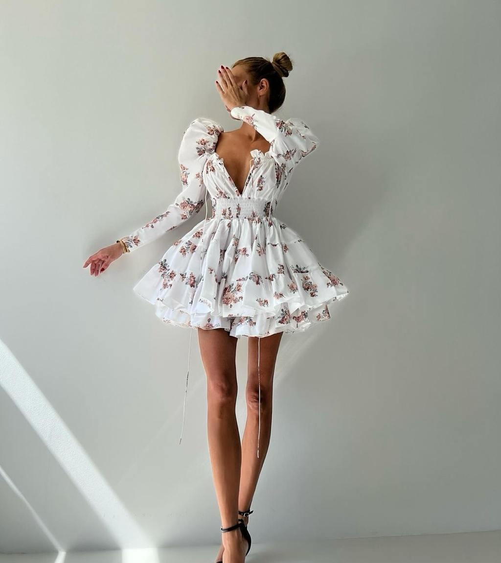 Юля привлекальеная девушка из Крымска цена от 8000 руб