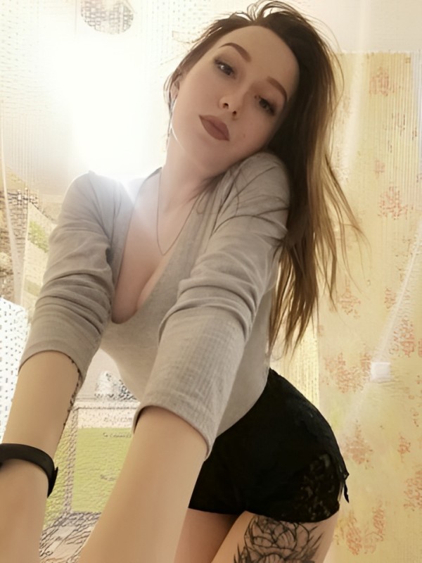 Беатриса привлекательная девушка из Крымска цена от 3000 руб