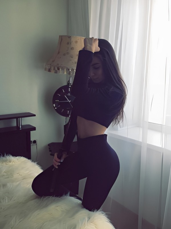 Фаина привлекательная девушка из Крымска цена от 1500 руб