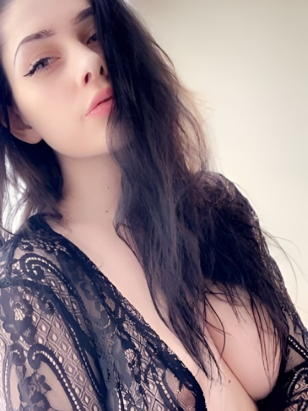 Лея привлекательная девушка из Крымска цена от 2500 руб