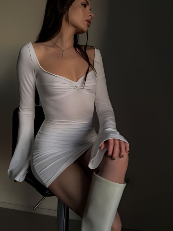 Ульяна привлекательная девушка из Крымска цена от 4000 руб